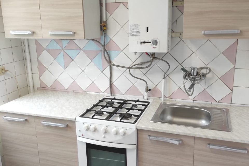 Продаётся 3-комнатная квартира, 56 м²