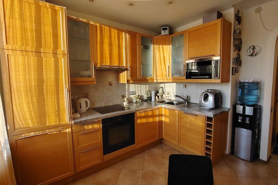 Продаётся 2-комнатная квартира, 62 м²