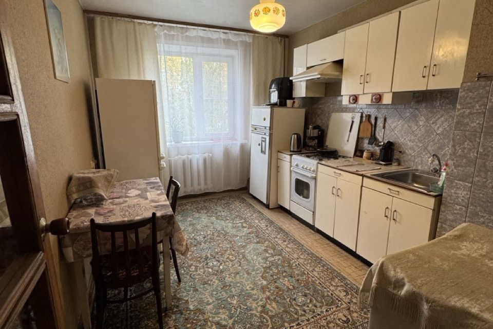 Продаётся 3-комнатная квартира, 69.8 м²