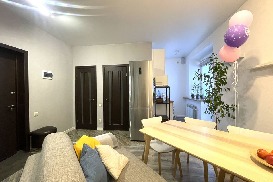 Продаётся 2-комнатная квартира, 64.3 м²