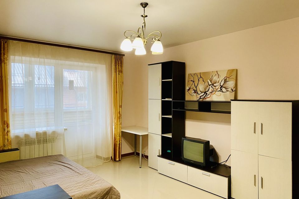 Сдаётся 1-комнатная квартира, 50 м²