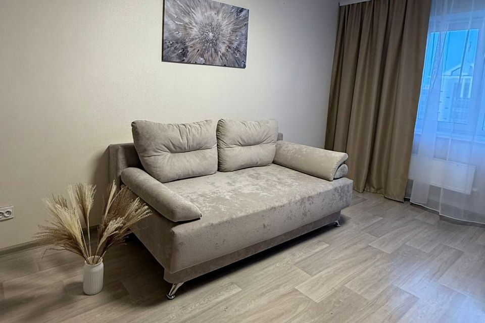 Сдаётся 2-комнатная квартира, 58 м²
