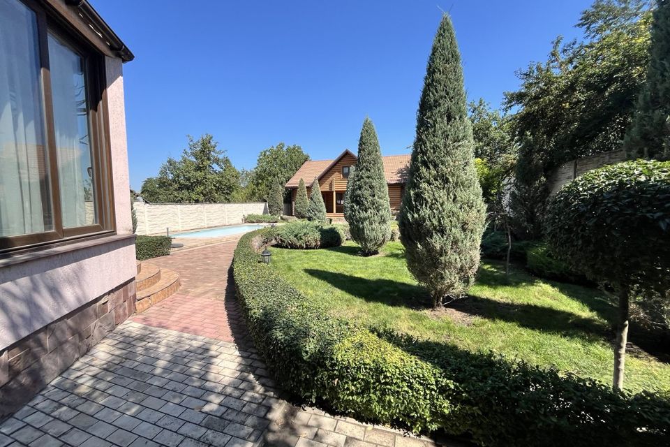 Продаётся 2-этажный дом, 223 м²