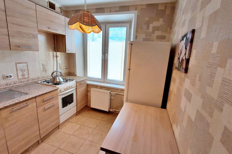 Продаётся 3-комнатная квартира, 55.9 м²