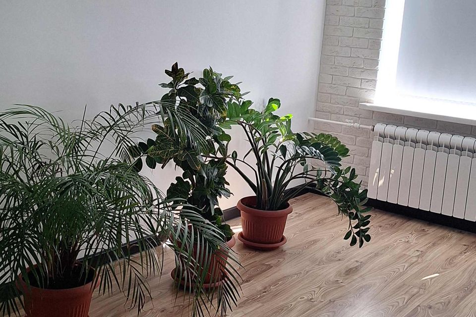 Продаётся 4-комнатная квартира, 62.1 м²