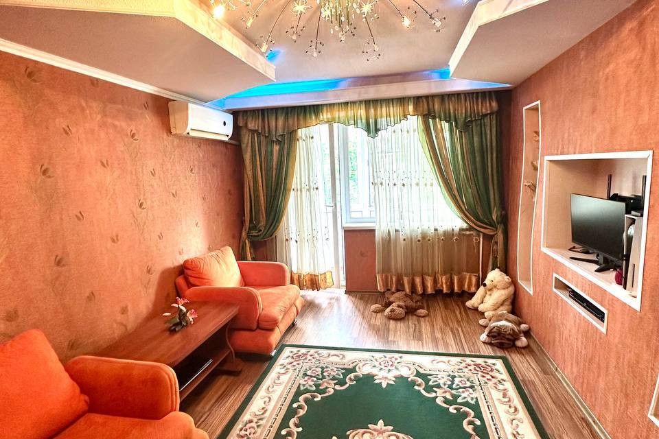 Продаётся 2-комнатная квартира, 60.2 м²