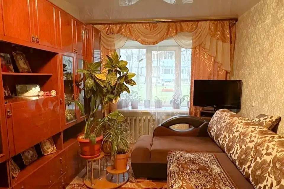 Продаётся 2-комнатная квартира, 42.7 м²