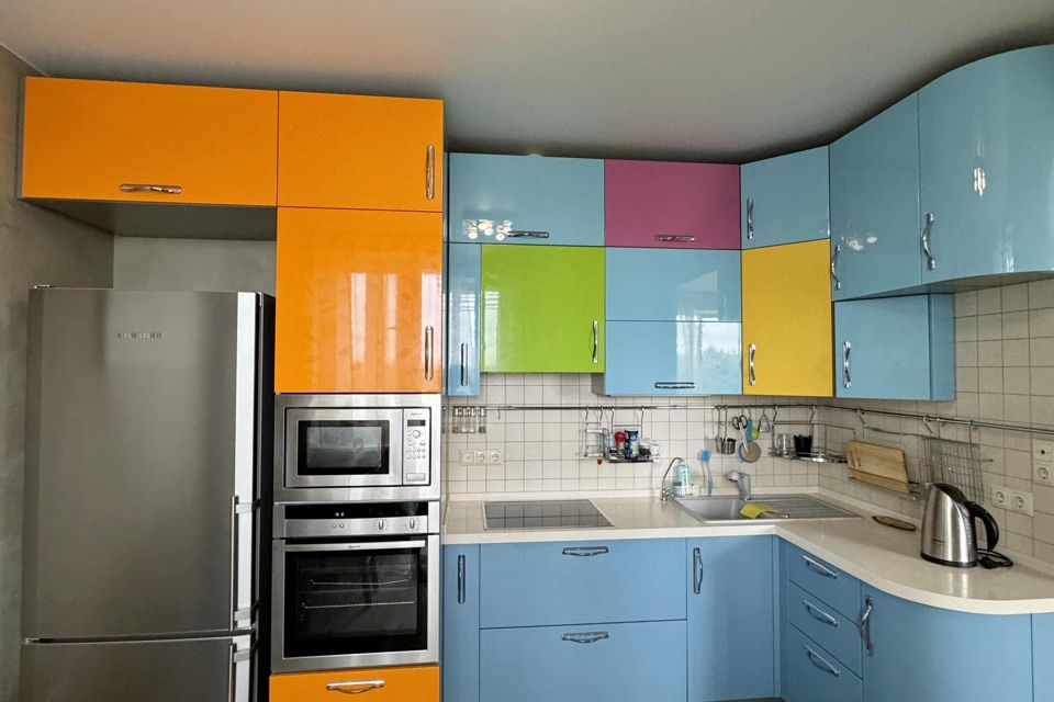 Продаётся 1-комнатная квартира, 49 м²