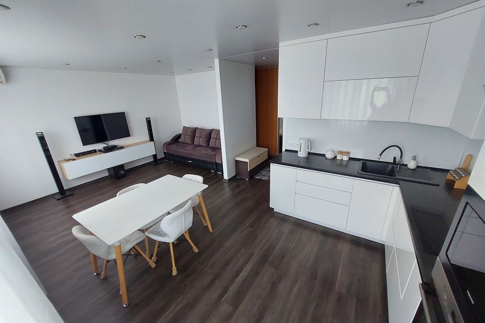 Продаётся 3-комнатная квартира, 65.1 м²