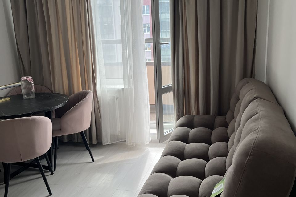 Продаётся 1-комнатная квартира, 37.6 м²