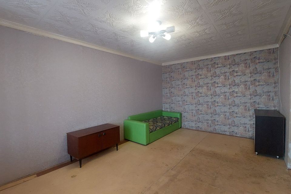 Продаётся 1-комнатная квартира, 42 м²