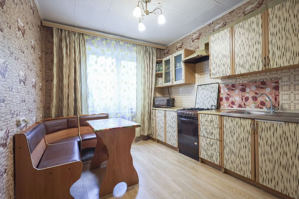 Продаётся 4-комнатная квартира, 83.7 м²