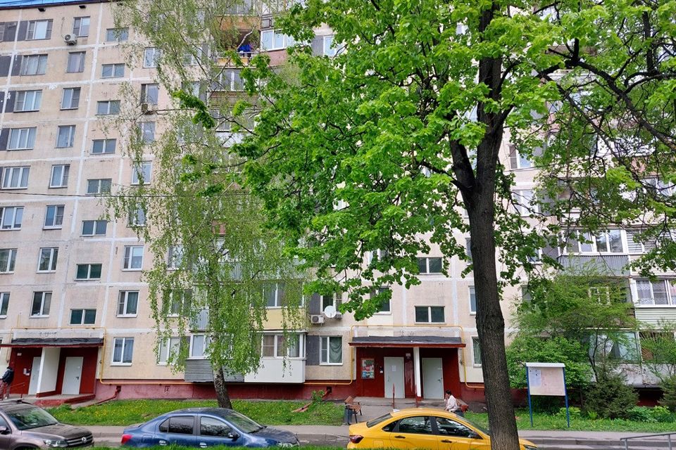 Продаётся 3-комнатная квартира, 52.4 м²