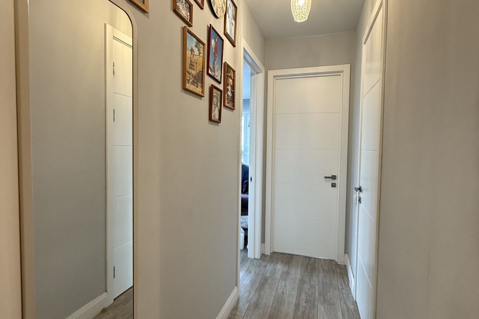 Продаётся 2-комнатная квартира, 55.6 м²