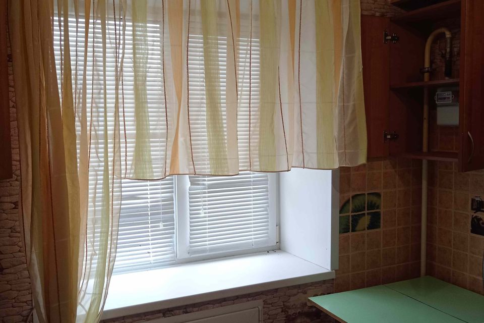 Продаётся 3-комнатная квартира, 58.4 м²