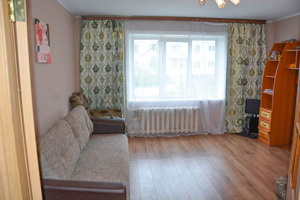 Продаётся 4-комнатная квартира, 95 м²