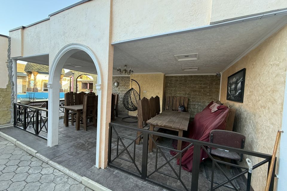 Продаётся 3-этажный дом, 245 м²