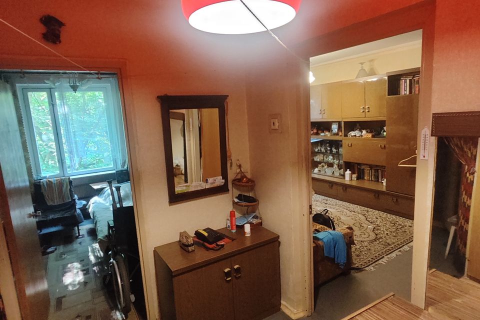 Продаётся 2-комнатная квартира, 43.8 м²