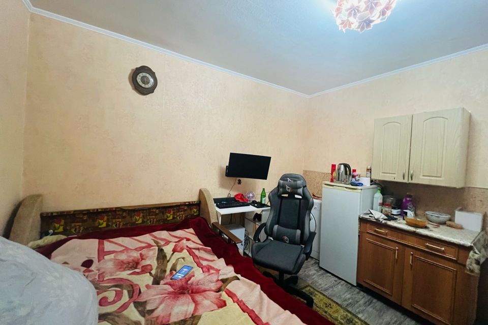 Продаётся комната в 2-комн. квартире, 12 м²
