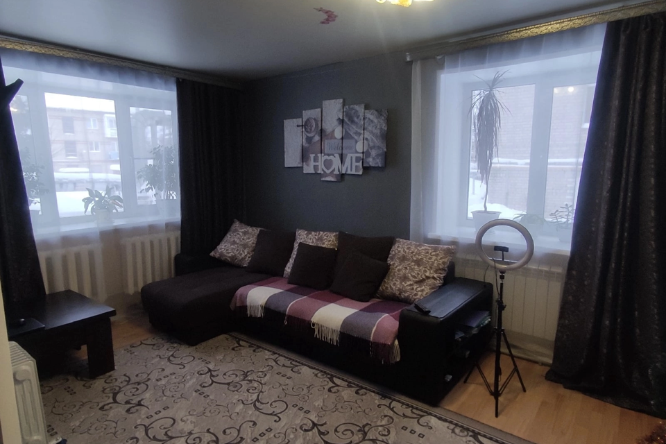 Продаётся 1-комнатная квартира, 30.4 м²