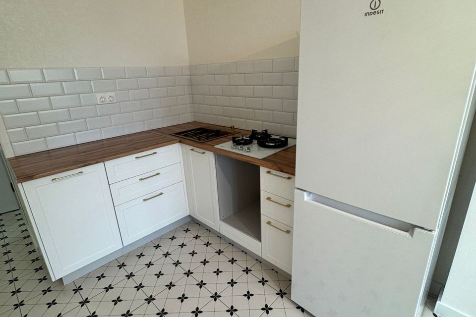 Продаётся 1-комнатная квартира, 35.8 м²