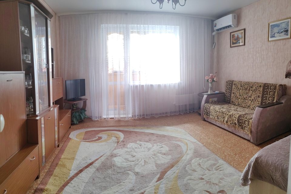 Продаётся 1-комнатная квартира, 40.5 м²