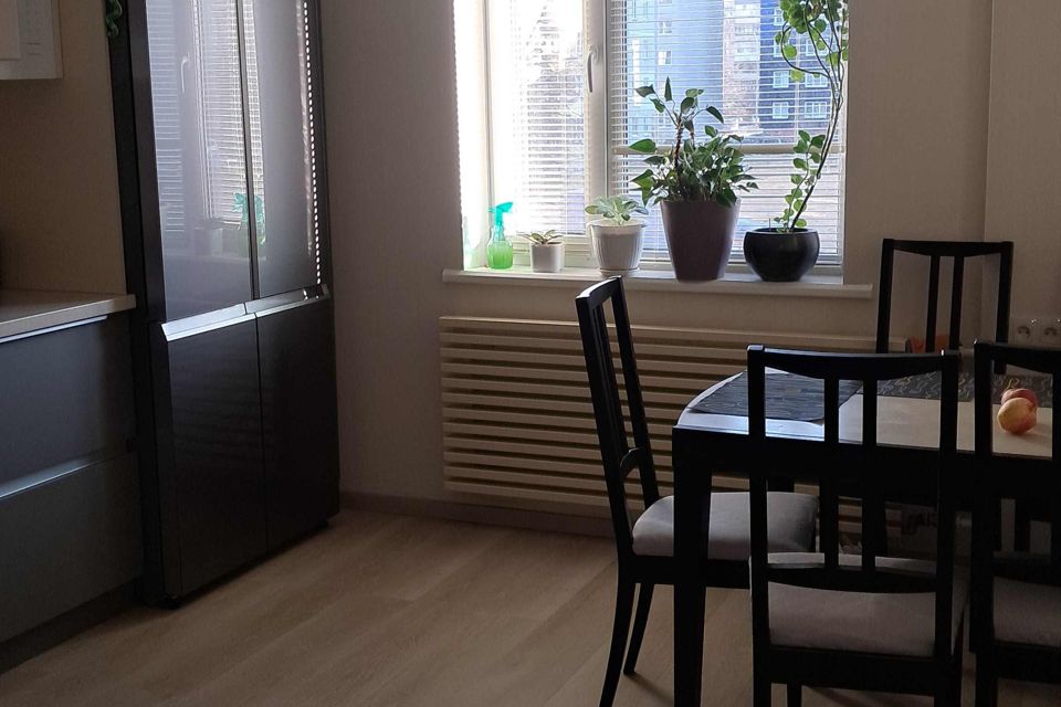 Продаётся 3-комнатная квартира, 67.7 м²