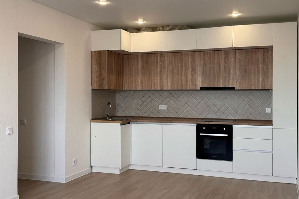 Продаётся 3-комнатная квартира, 72.3 м²