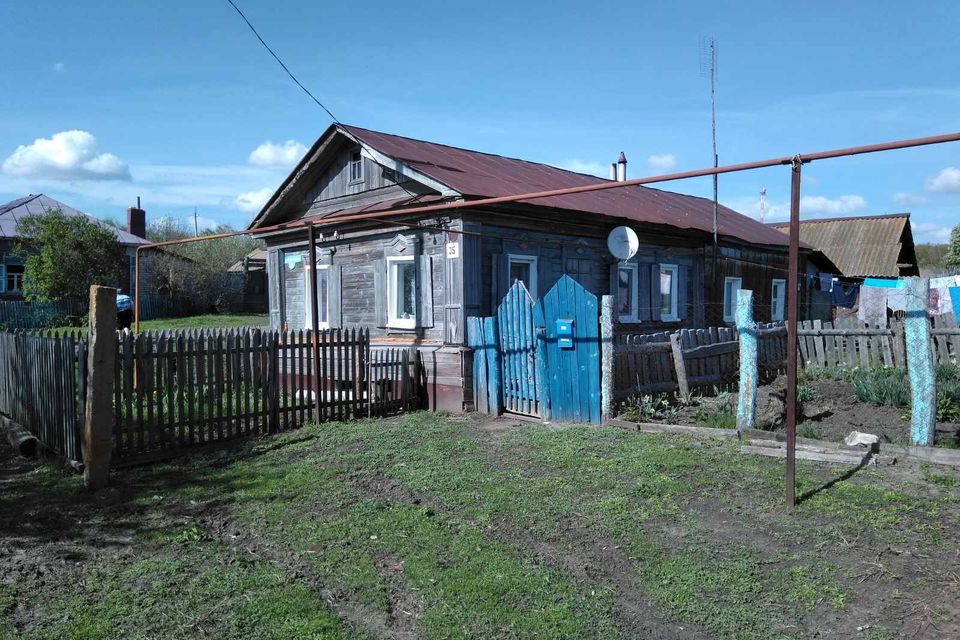 Погода озерки саратовская. Озерки Петровский район Саратовская область. Село Озёрки Саратовская область Петровский район. Село Озерки Самарская область. Озерки Лысогорский район Саратовская область.