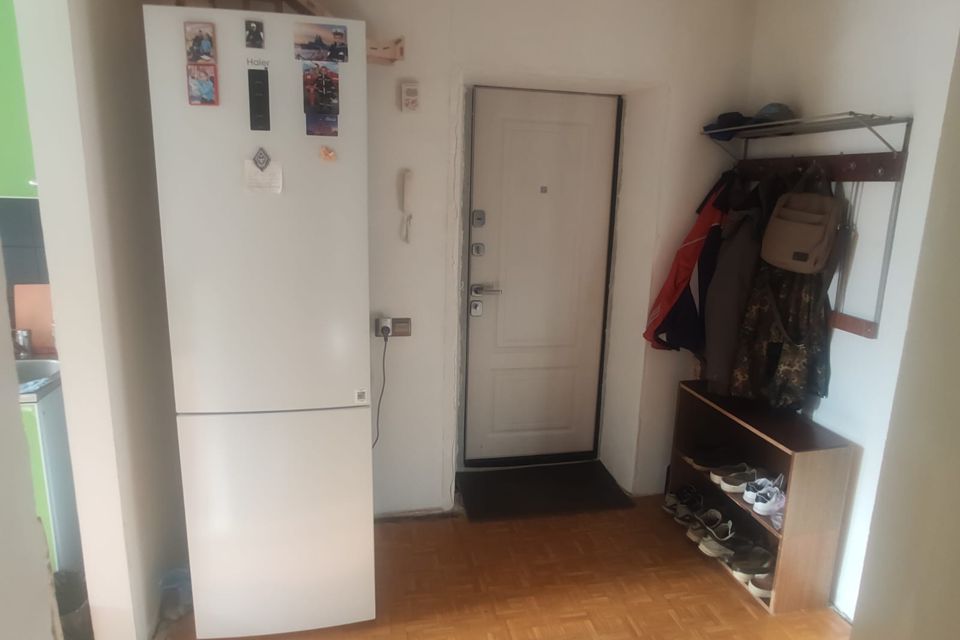 Продаётся 2-комнатная квартира, 49.6 м²