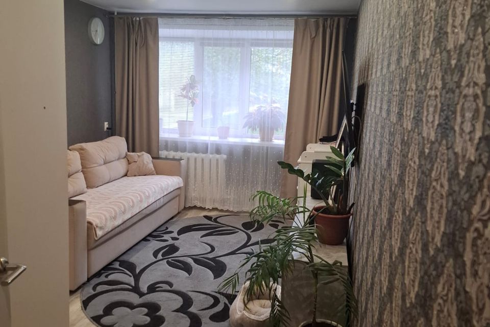 Продаётся 3-комнатная квартира, 52 м²