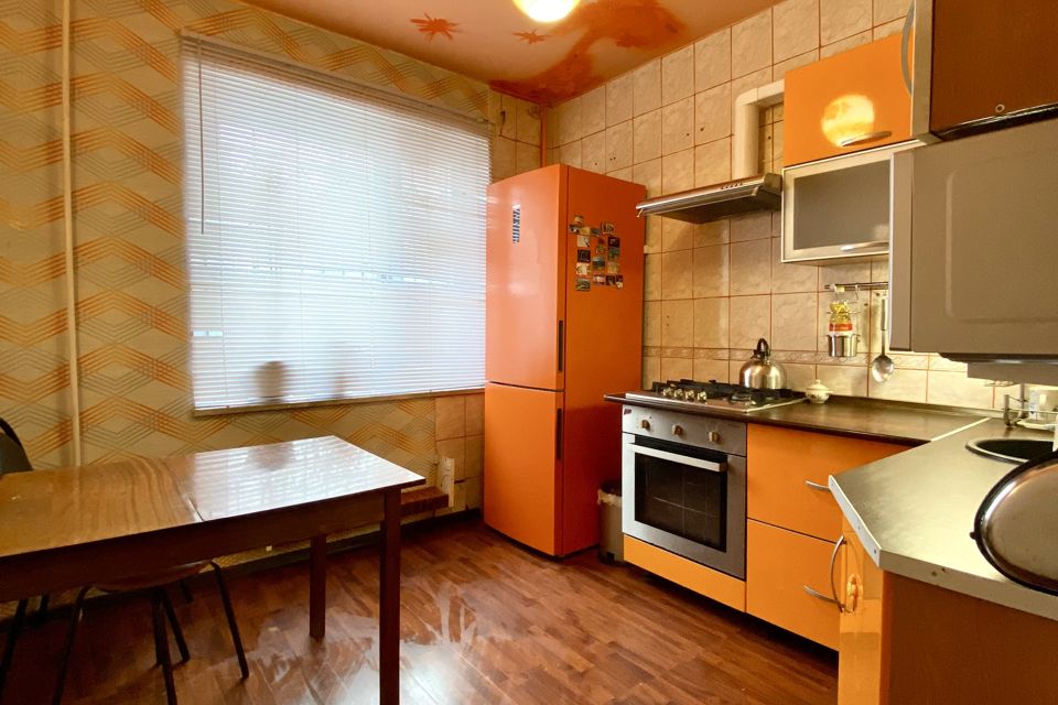 Продаётся 3-комнатная квартира, 62.4 м²