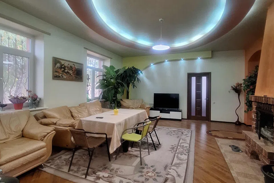 Продаётся 2-этажный дом, 276.4 м²
