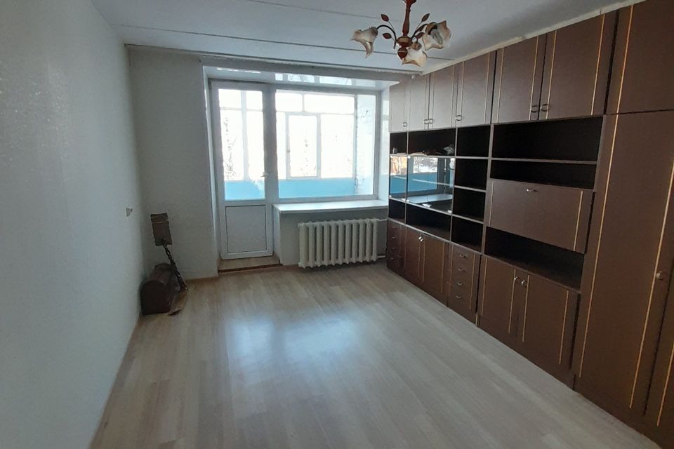 Продаётся 1-комнатная квартира, 32 м²