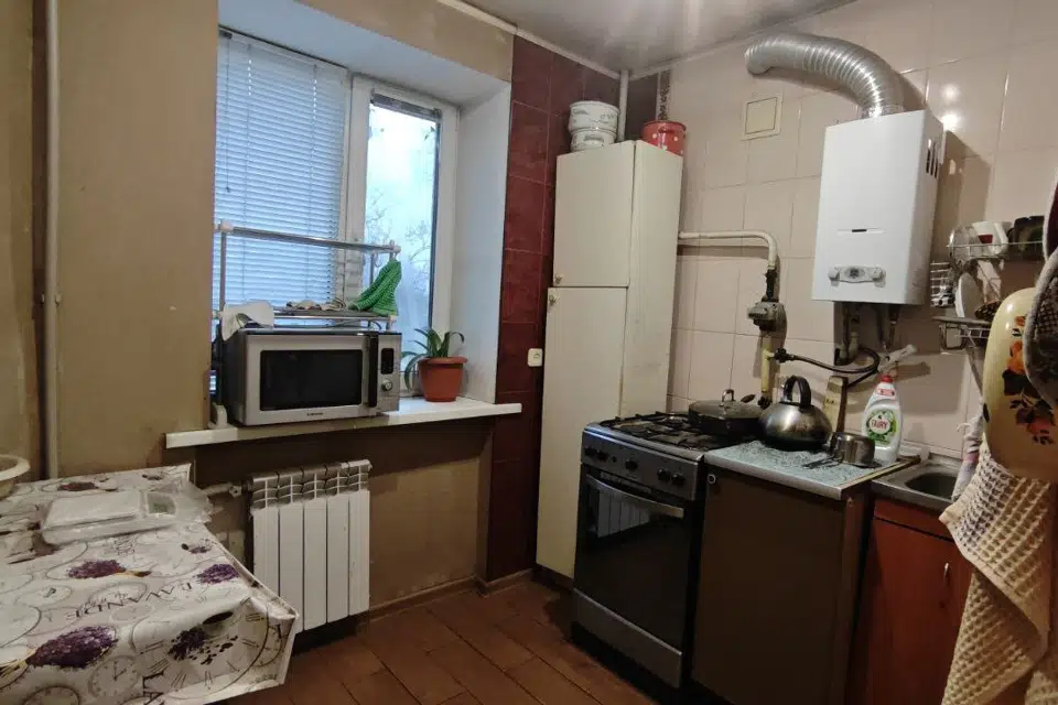 Продаётся 3-комнатная квартира, 55.8 м²