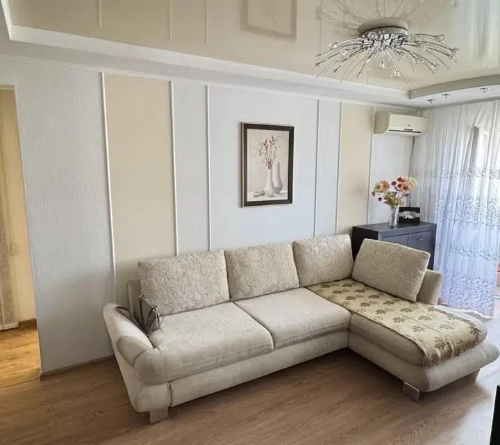 Продаётся 3-комнатная квартира, 56 м²
