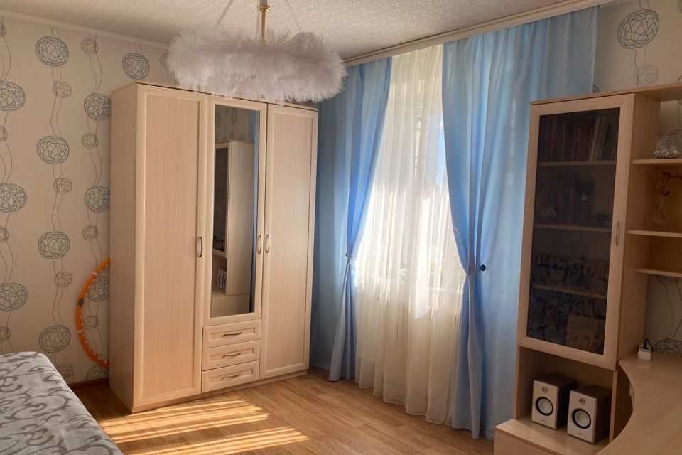 Продаётся 2 комнаты в 5-комн. квартире, 36.6 м²