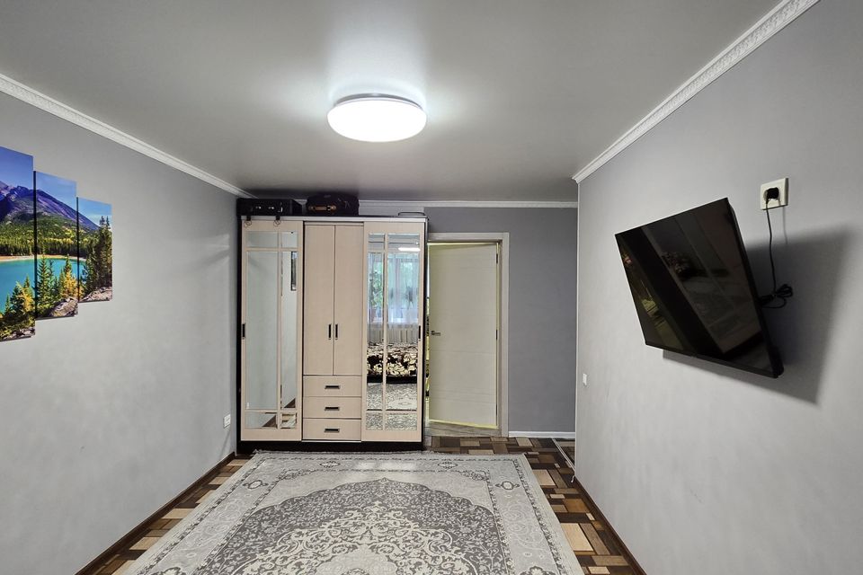 Продаётся 3-комнатная квартира, 60 м²