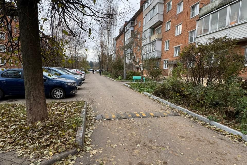 Продаётся 3 комнаты в 3-комн. квартире, 45 м²