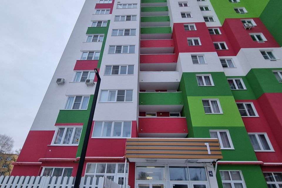 Продаётся 1-комнатная квартира, 41.2 м²