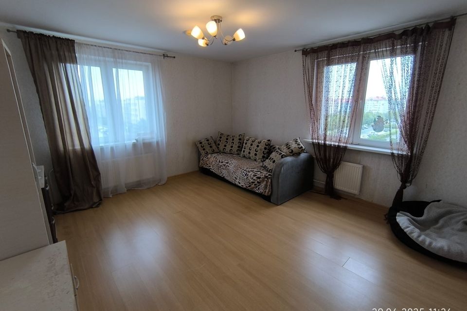 Продаётся 2-комнатная квартира, 76.5 м²