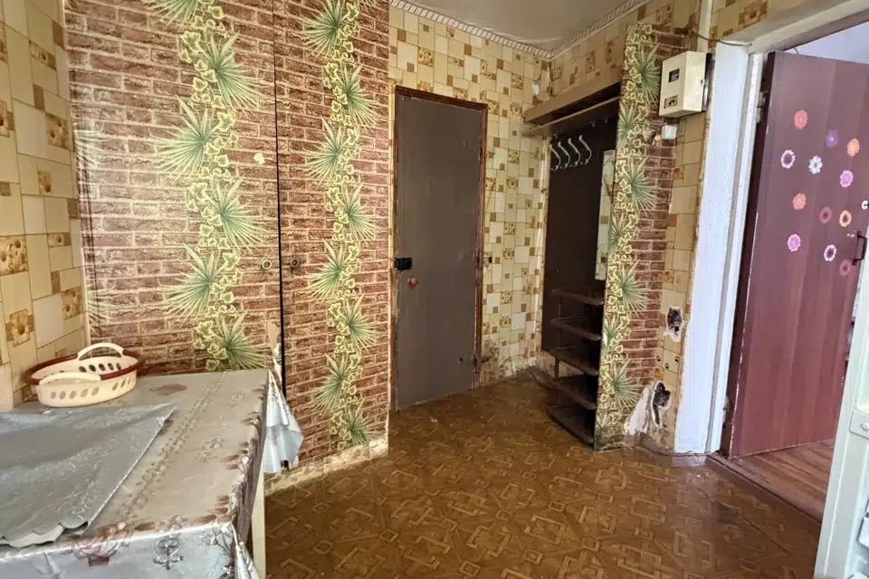 Продаётся комната в 1-комн. квартире, 13.1 м²