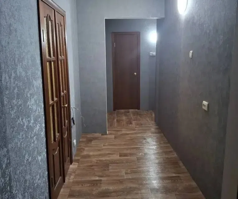 Продаётся 3-комнатная квартира, 70.4 м²