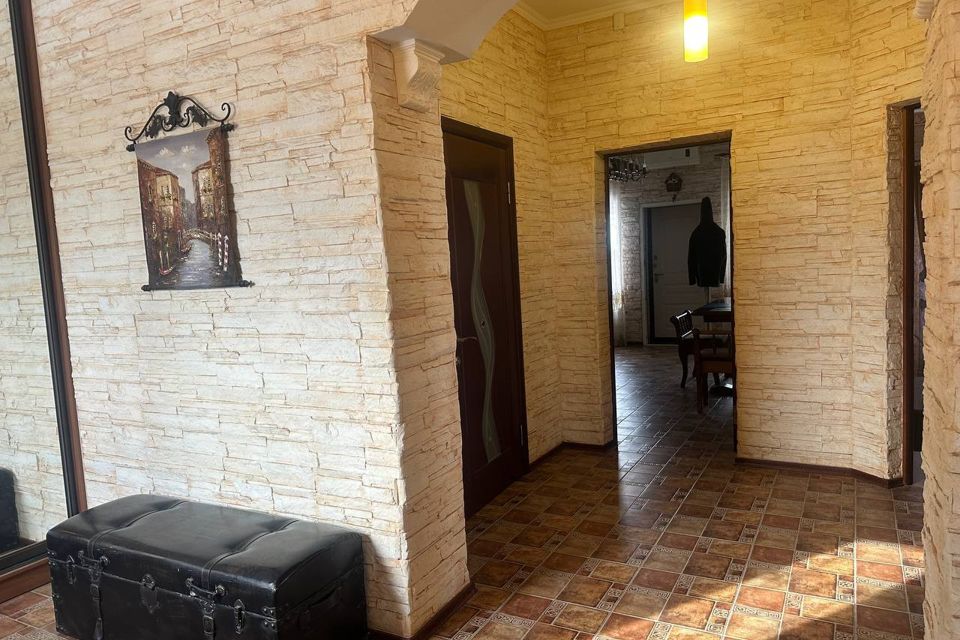 Продаётся 2-этажный дом, 174.3 м²