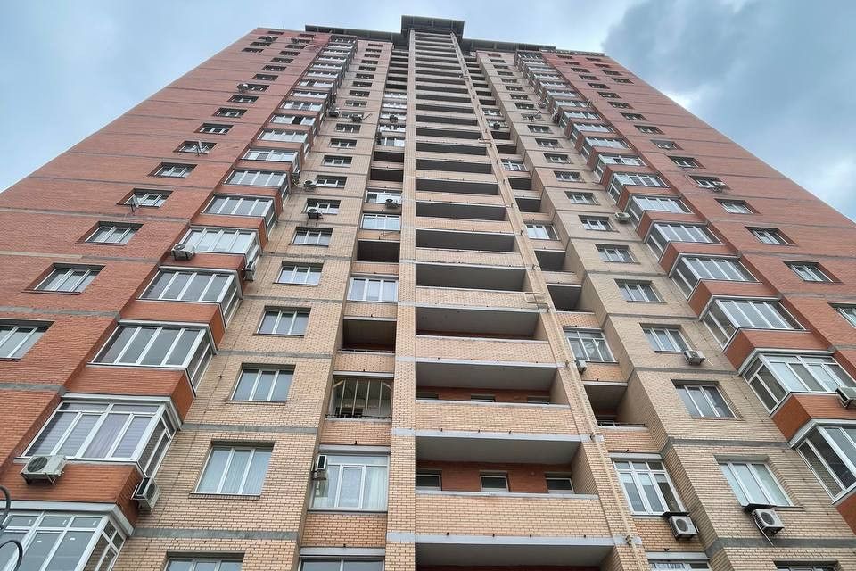 Продаётся 3-комнатная квартира, 115 м²
