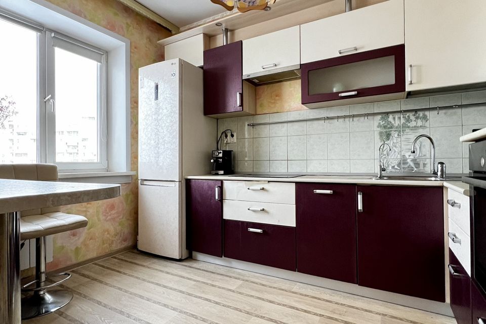 Продаётся 3-комнатная квартира, 71.8 м²