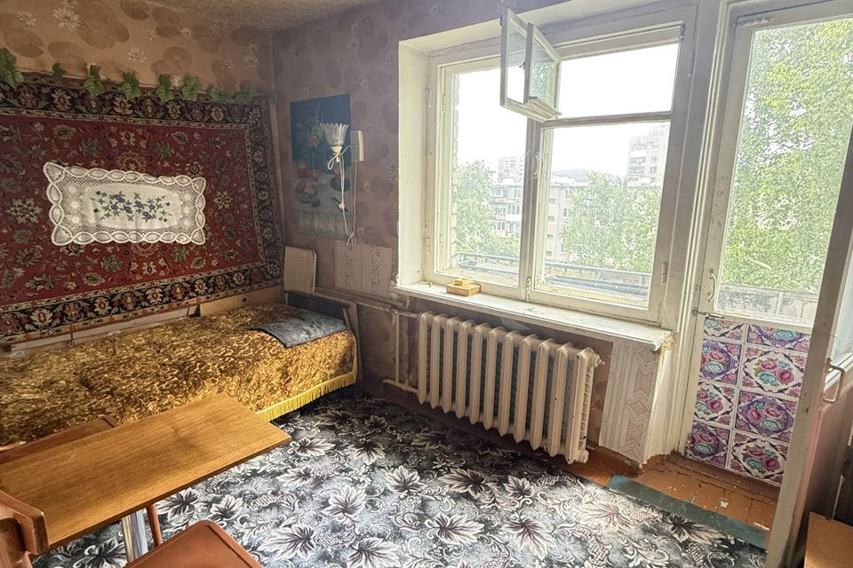 Продаётся 1-комнатная квартира, 37.9 м²