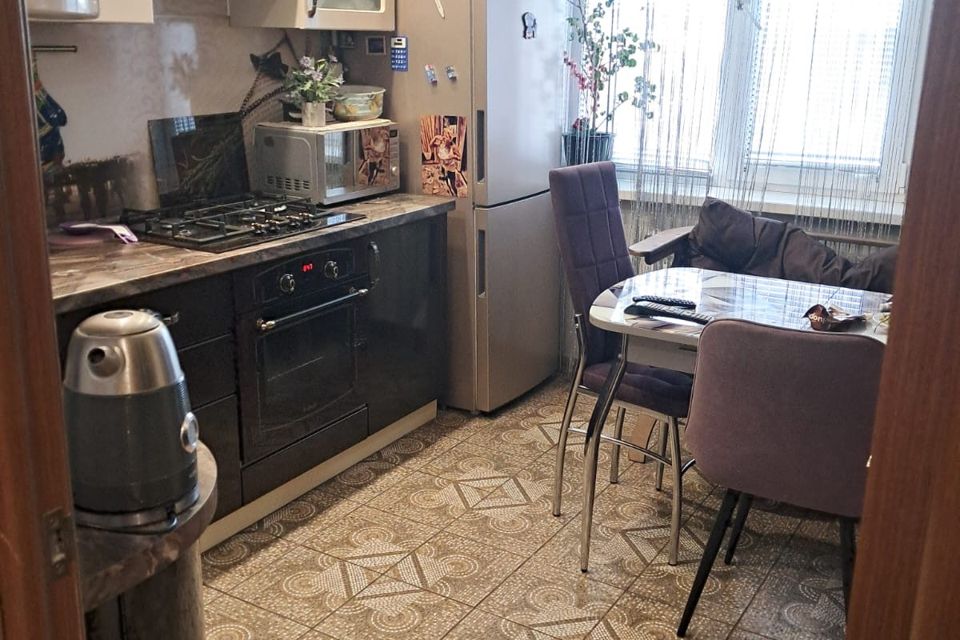 Продаётся 3-комнатная квартира, 60.7 м²