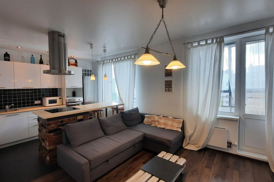 Продаётся 1-комнатная квартира, 42.6 м²