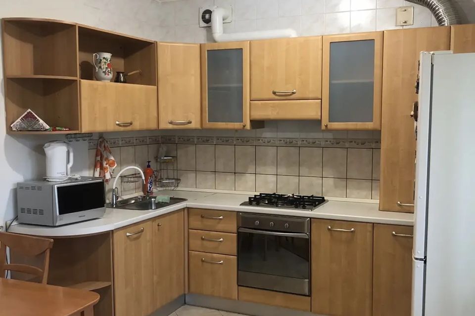 Сдаётся 3-комнатная квартира, 99.7 м²